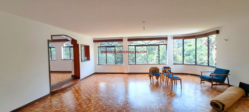 6 BEDROOM BEAUTIFUL TOWNHOUSE OFF REDHILL ROAD