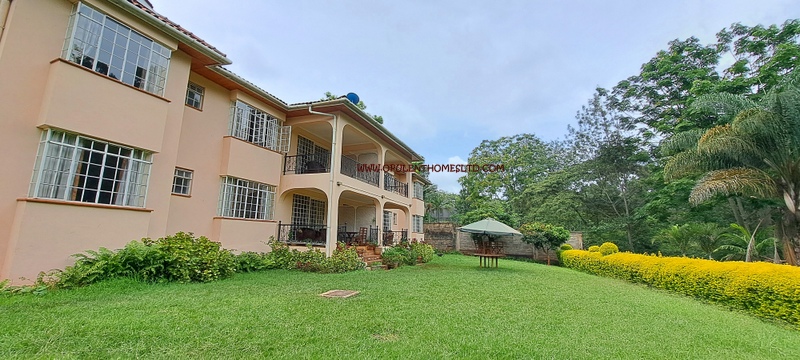 TO LET-3 BEDROOM FULLY FURNISHED & SERVICED APARTMENT OFF PEPONI ROAD.